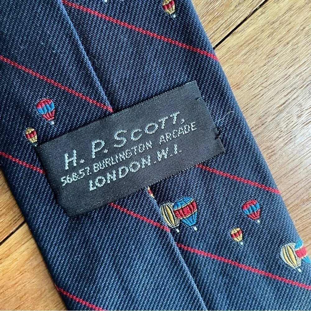 Vintage H. P. Scott Hot Air Balloon Novelty Silk Men’s Tie